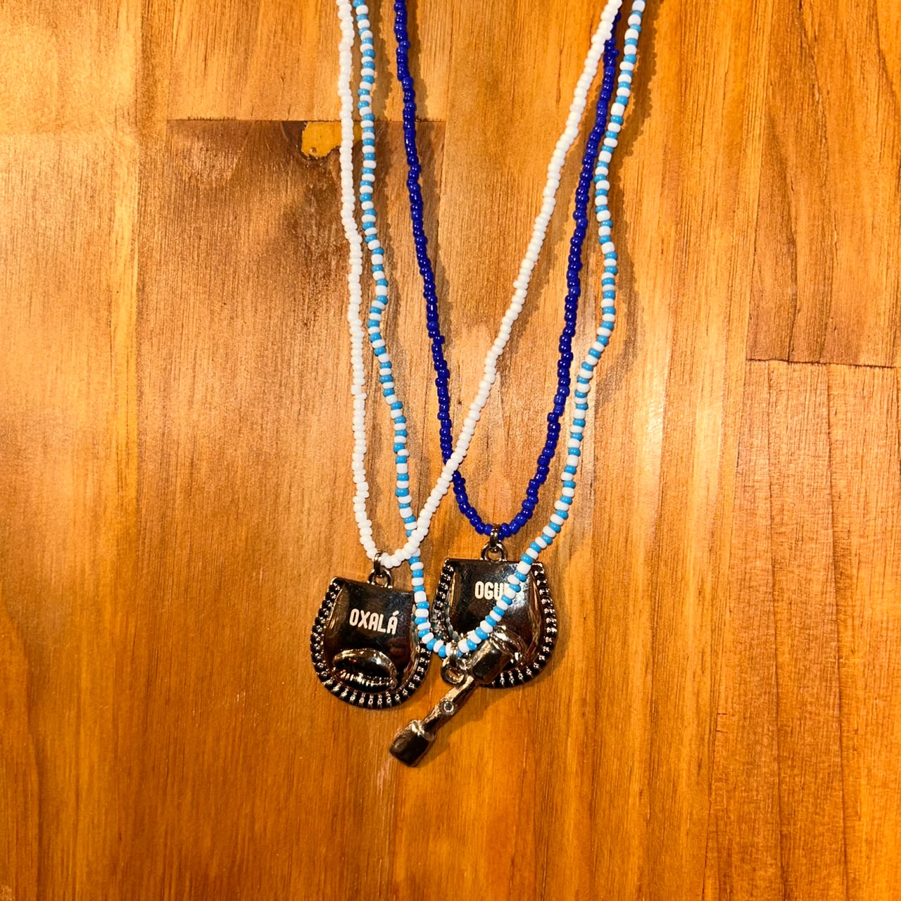 COLAR OMI MEDALHA MIÇANGA ORIXÁS - 40 CM PRATA