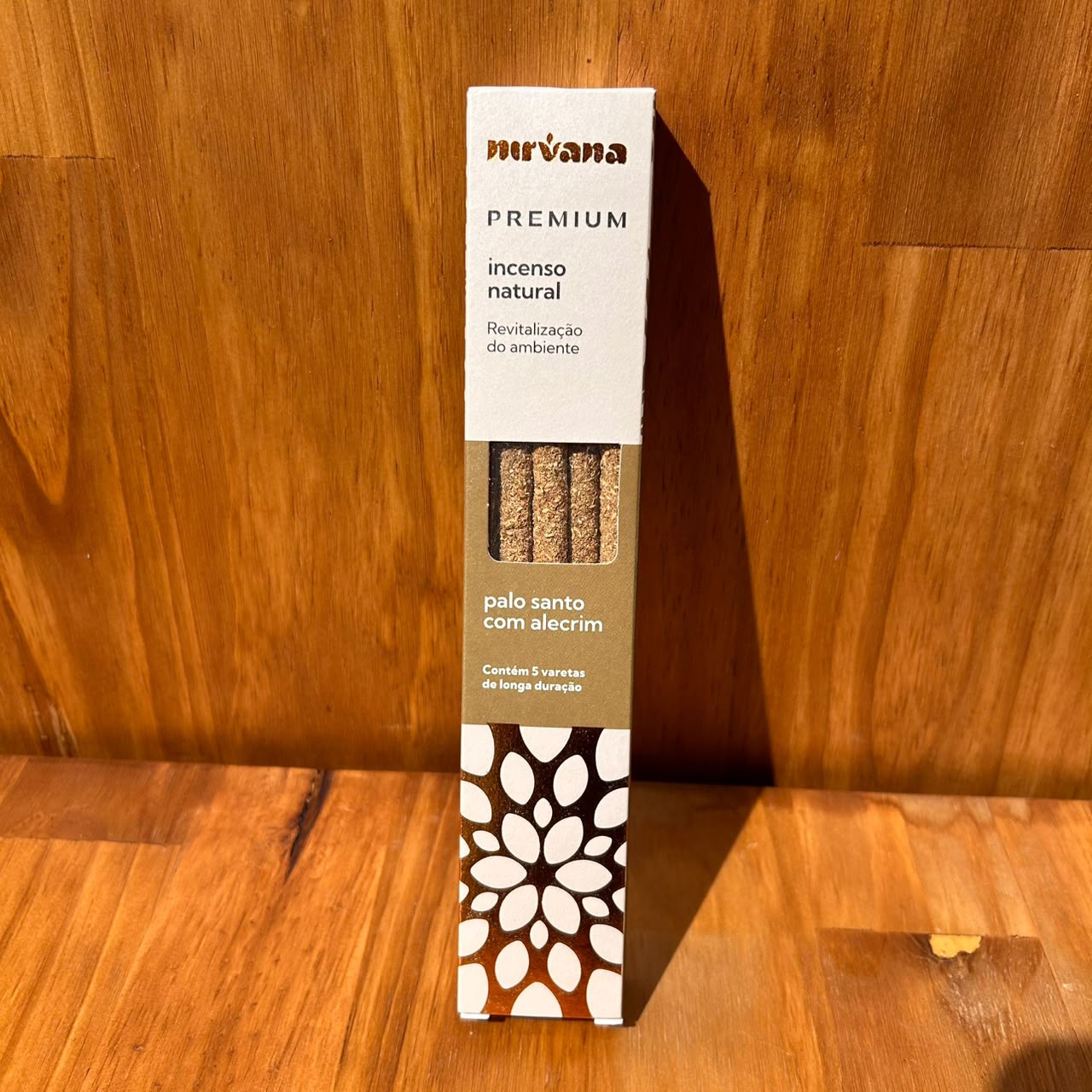 INCENSO NATURAL NIRVANA PREMIUM PALO SANTO COM ALECRIM 5 VARETAS