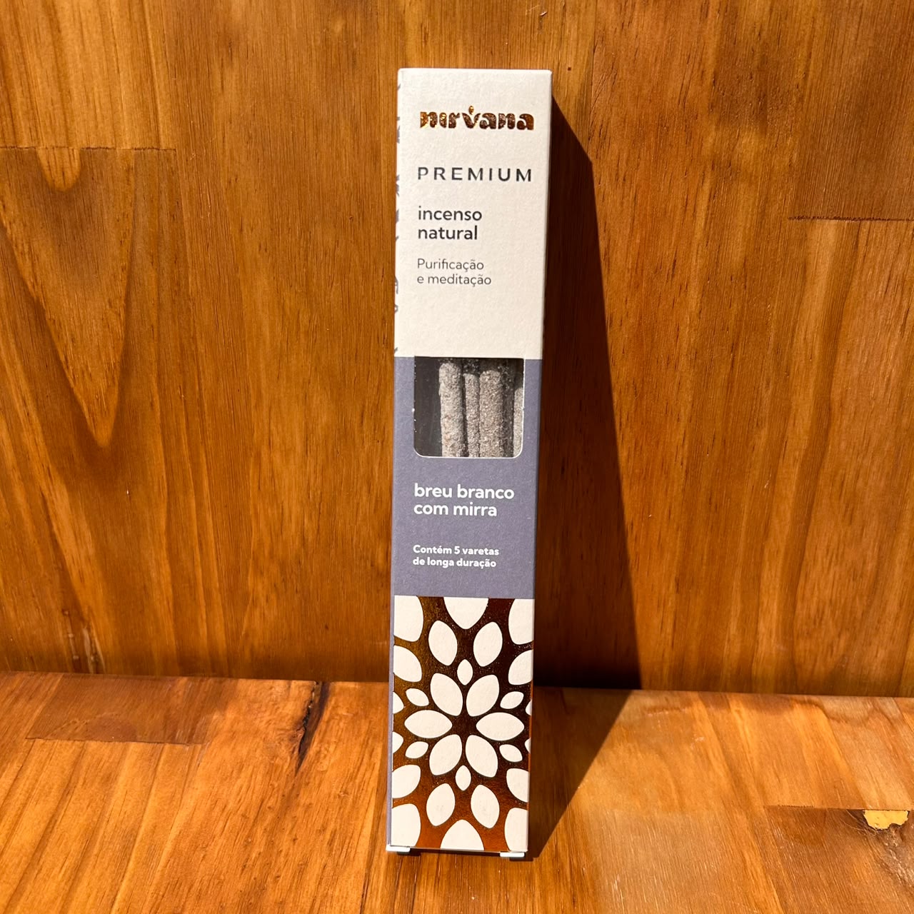 INCENSO NATURAL NIRVANA PREMIUM BREU BRANCO COM MIRRA 5 VARETAS