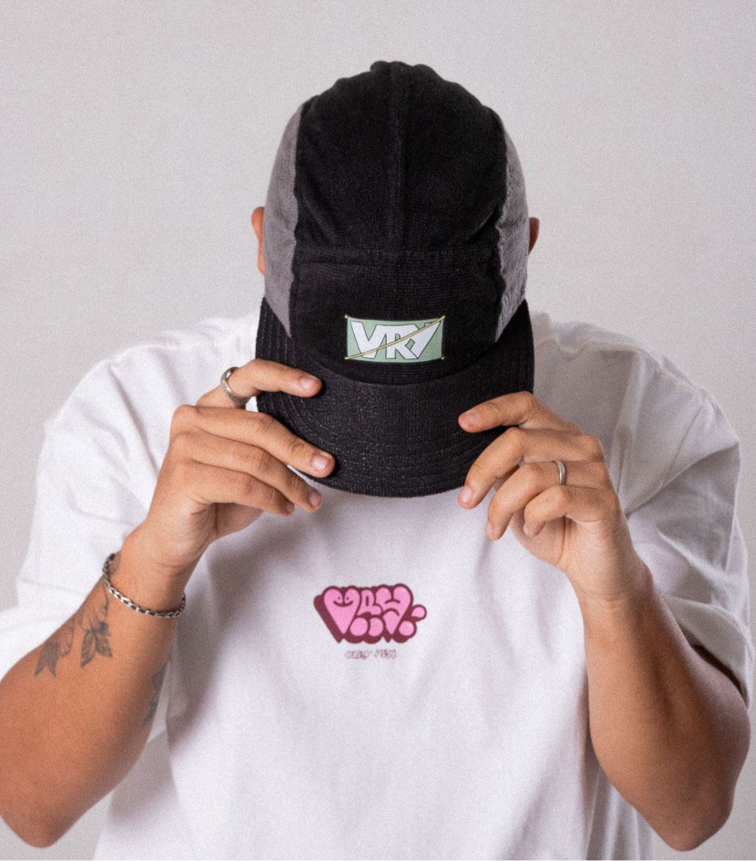 T-SHIRT VRY COLLAB MARIO X TOURO