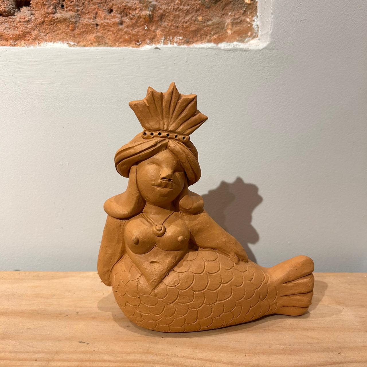 SEREIA CRU DE MESA ASSINADA M