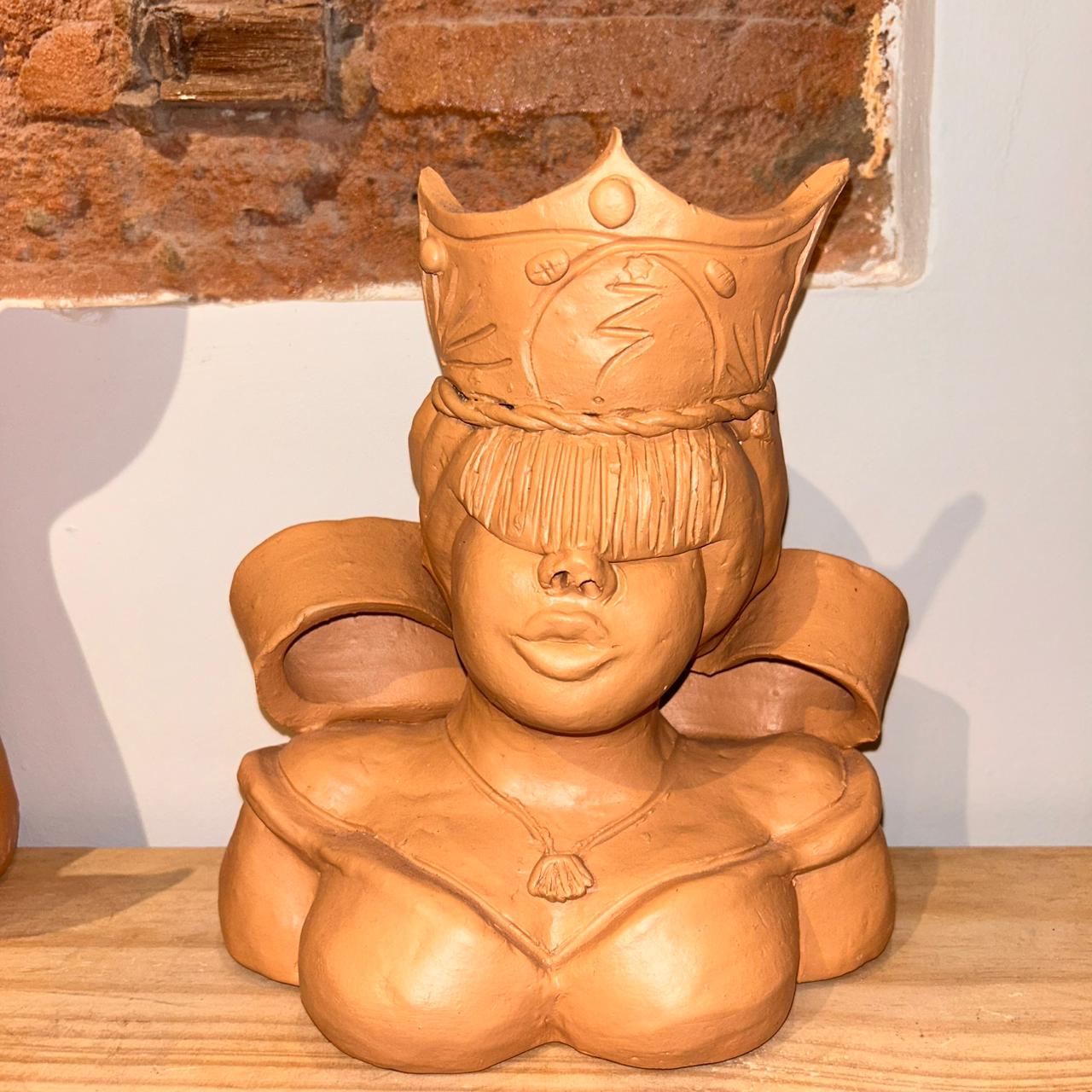 SEREIA CRU BUSTO DE MESA G